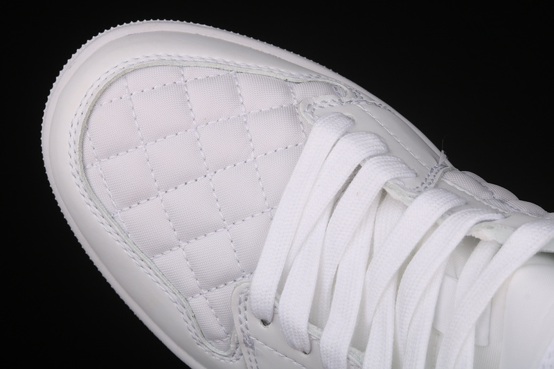 Air Jordan 1 Mid Se White Quilted White/White/Black 29