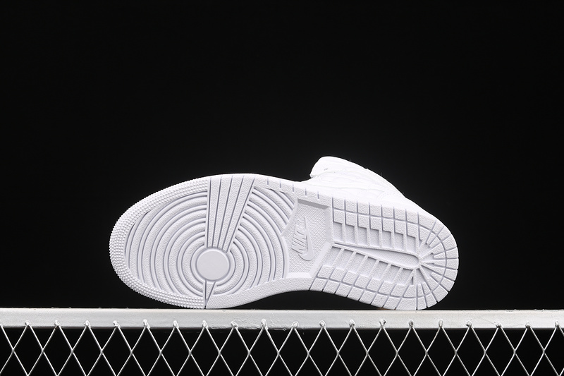 Air Jordan 1 Mid Se White Quilted White/White/Black 31