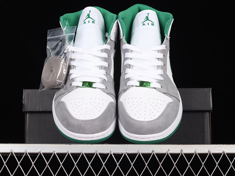 Air Jordan 1 Mid Se White/Light Smoke Grey/Pine Green 3