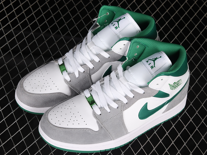 Air Jordan 1 Mid Se White/Light Smoke Grey/Pine Green 13