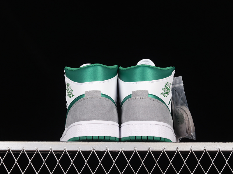 Air Jordan 1 Mid Se White/Light Smoke Grey/Pine Green 27