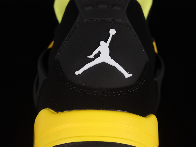 Air Jordan 4 Retro Thunder 2023 Black/Tour Yellow 7