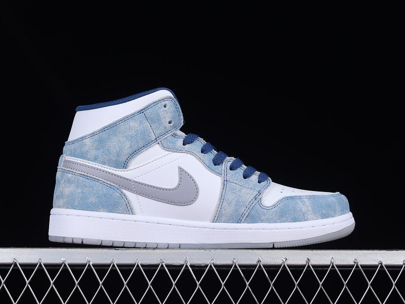 Air Jordan 1 Mid Se French Blue/White/Light Steel Grey/Fire Red 13