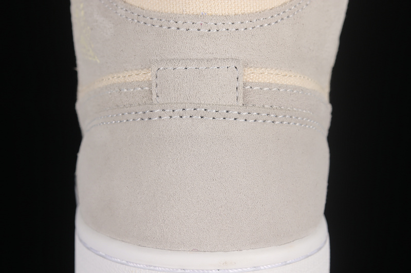 Air Jordan 1 Mid Se Coconut Milk/Coconut Milk/Particle Grey 29