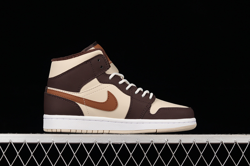 Air Jordan 1 Mid Se Cream/Dark Chocolate/Oatmeal 5