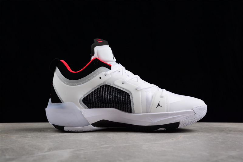 Jordan Air Jordan 37 Xxxvⅰⅰ White/Black/Red 23