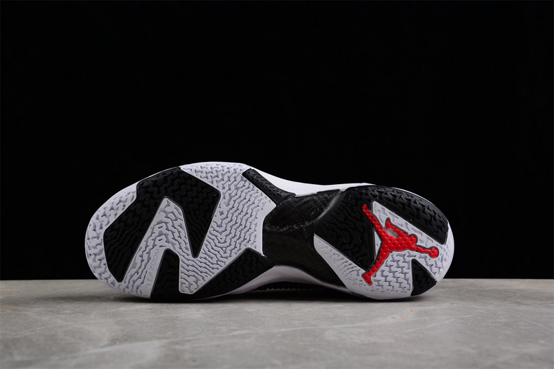 Jordan Air Jordan 37 Xxxvⅰⅰ White/Black/Red 25