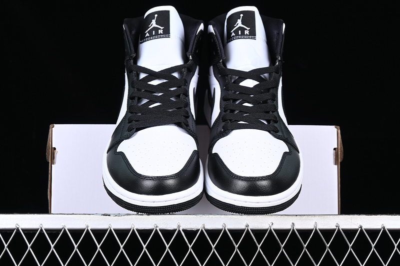 Air Jordan 1 Mid Panda White/Black 17