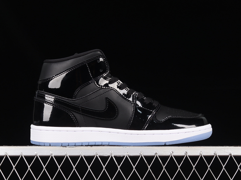 Air Jordan 1 Mid Se Space Jam Black/Dark Concord/White 21