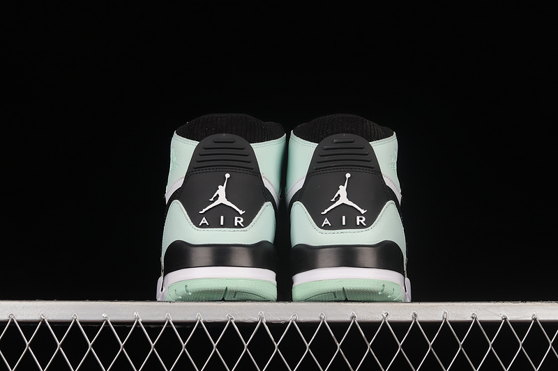 Air Jordan Legacy 312 Black/Mint Green/White 5