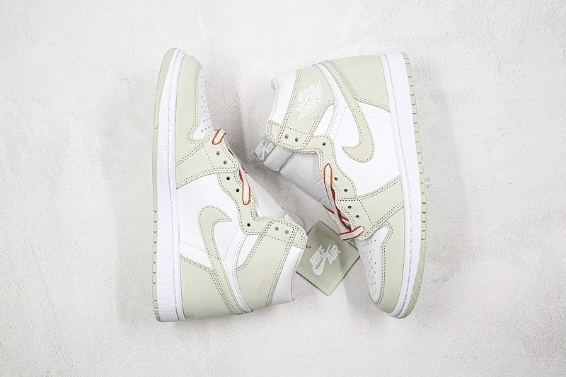 Air Jordan 1 Retro High Og Seafoam/Healing Orange/White 15