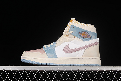 Air Jordan 1 Zoom Cmft Pink Oxford/Plum Fog/Summit White 25