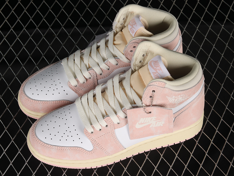 Wmns Air Jordan 1 Retro High Og Washed Pink Atmosphere/White/Muslin/Sail 9