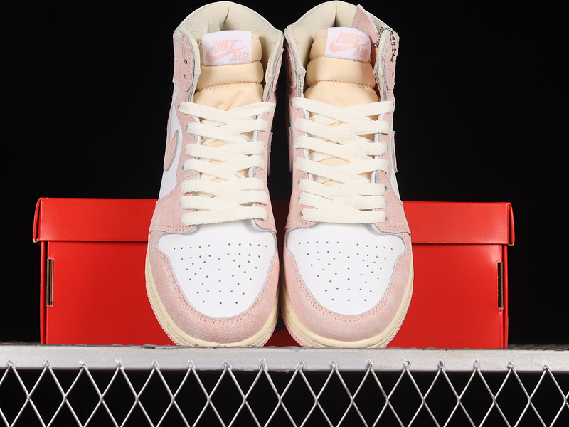 Wmns Air Jordan 1 Retro High Og Washed Pink Atmosphere/White/Muslin/Sail 21