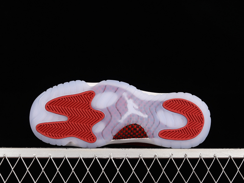 Air Jordan 11 Gs Cherry White/Varsity Red-Black 27