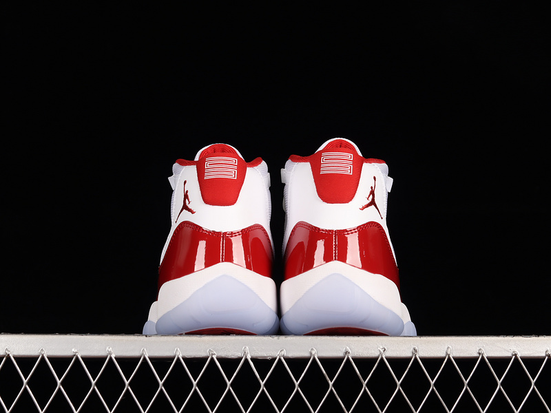 Air Jordan 11 Gs Cherry White/Varsity Red-Black 29