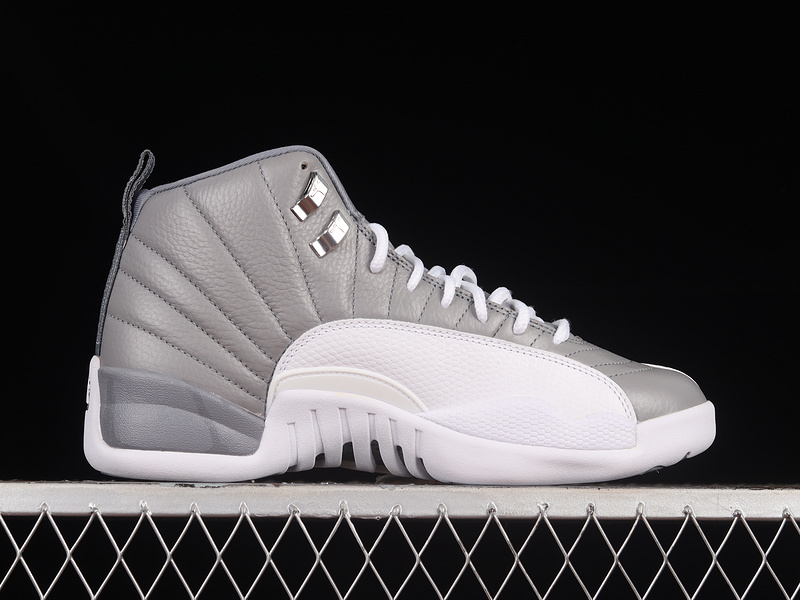 Air Jordan 12 Retro Stealth/White/Cool Grey 13