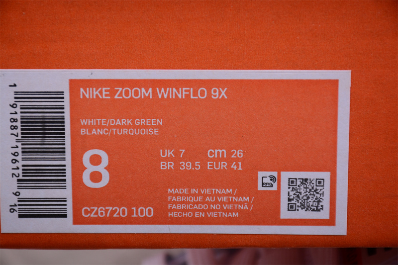 Zoom Winflo 9X White/Blue/Orange 13