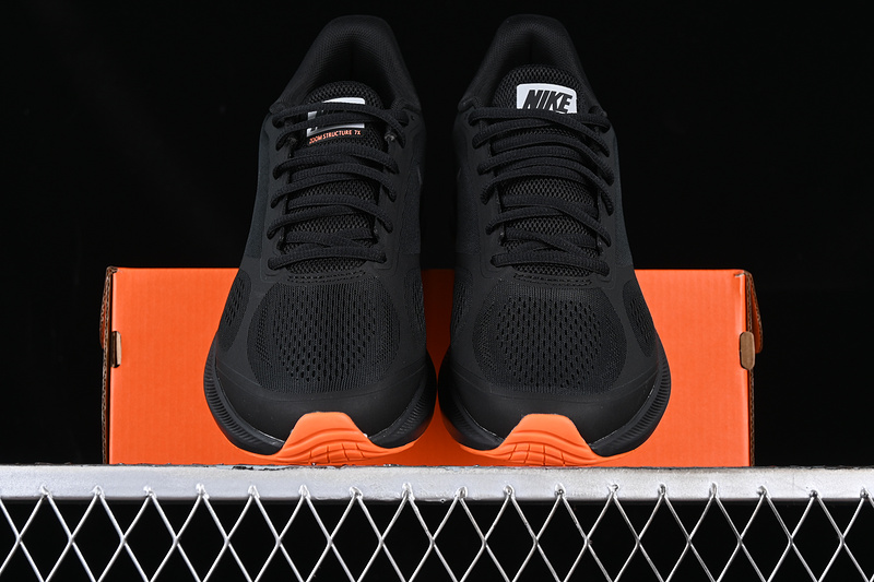 Zoom Winflo 7X Black/Grey/Orange 21