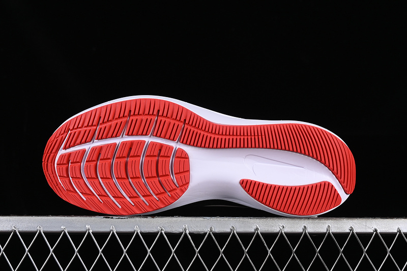 Zoom Winflo 7X White/Black/Red 11