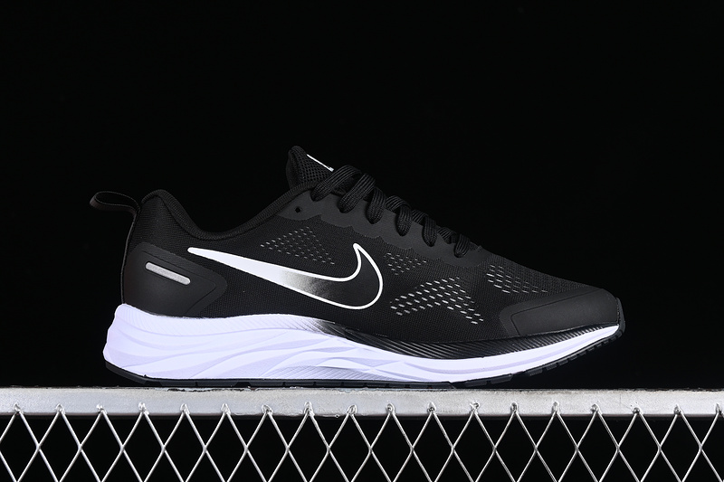 Zoom Winflo 9X Black/White/Anthracite 15