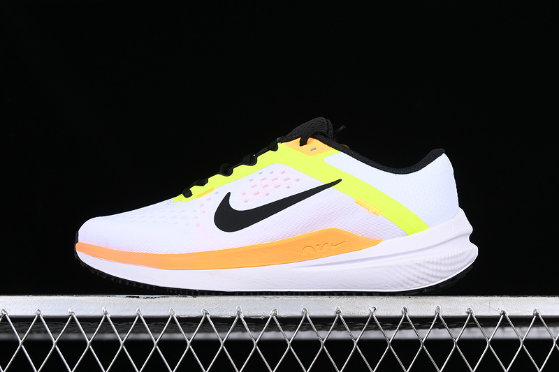 Zoom Winflo 10 White/Black/Yellow/Orange 13