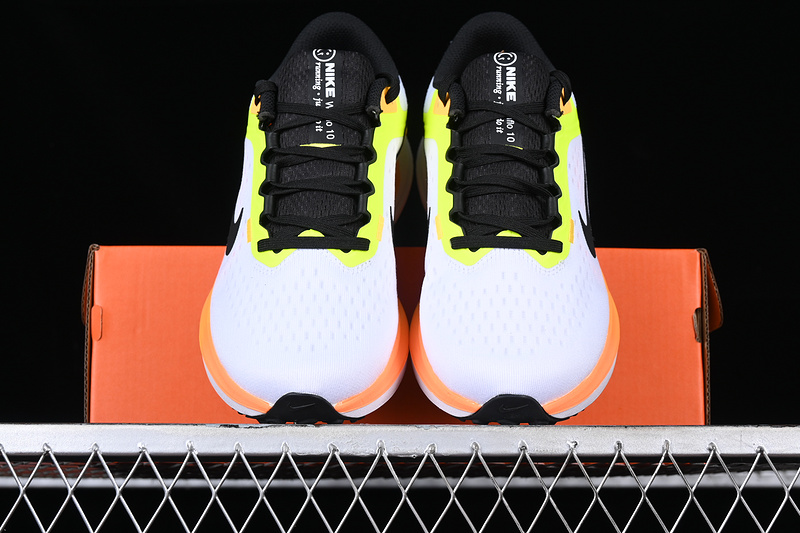 Zoom Winflo 10 White/Black/Yellow/Orange 29