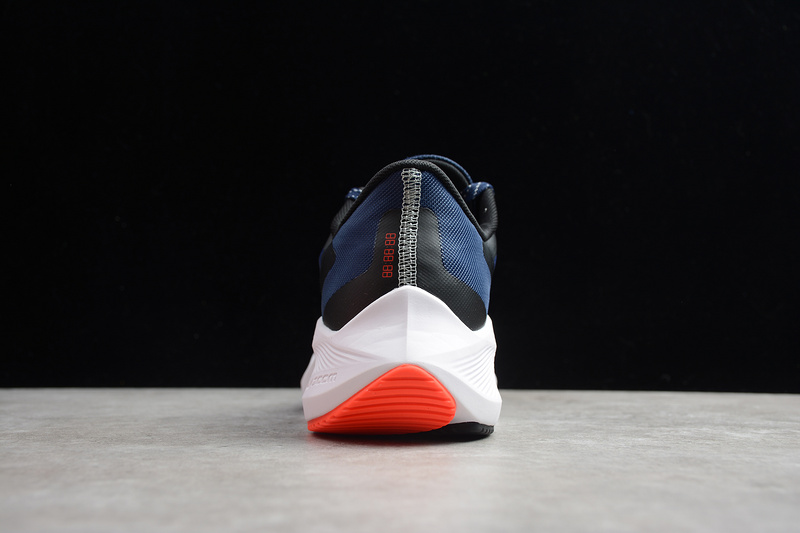 Zoom Winflo 7 Midnight Navy/Bright Crimson 5