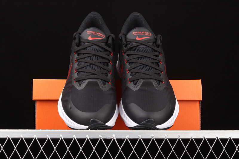 Air Zoom Winflo 8 Black/White/Red 9