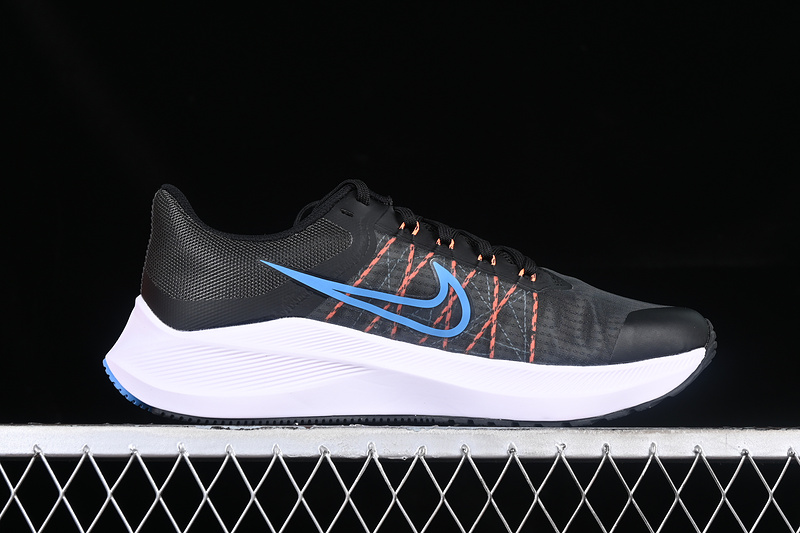 Zoom Winflo 8 White/Black/Brown/Blue 17