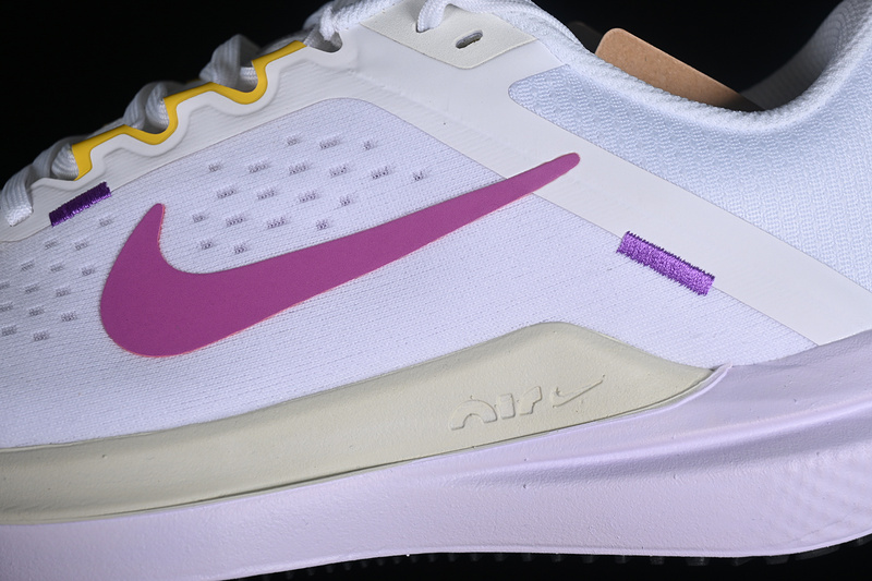 Zoom Winflo 10 White/Photon Dust/Rush Fuchsia/Fuchsia Dream 7