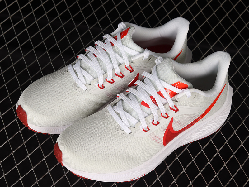 Zoom Winflo 9 Light Grey/Red/White 21