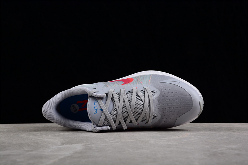 Zoom Winflo 8 White/Grey/Red 3