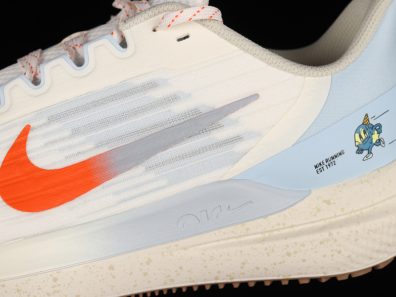 Zoom Winflo 9 White/Light Blue/Orange 21