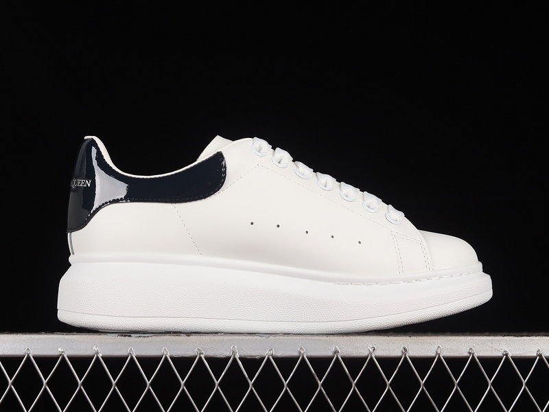 Alexander Mcqueen White/Black 3