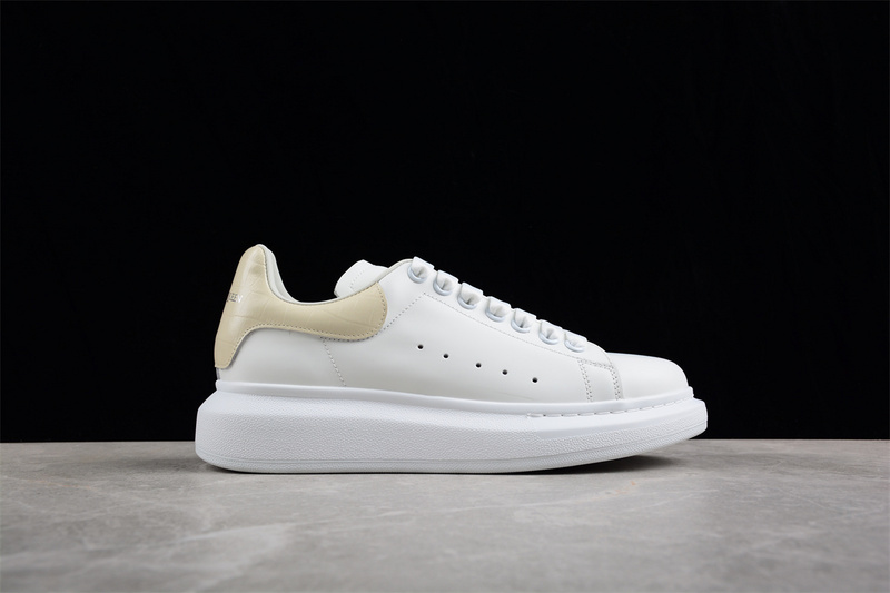 Alexander Mcqueen Sneakers White/White/Beige 3