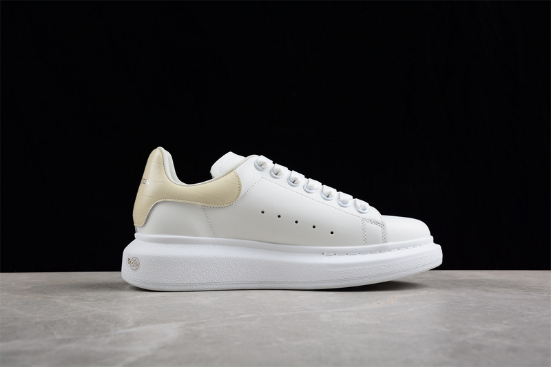 Alexander Mcqueen Sneakers White/White/Beige 23