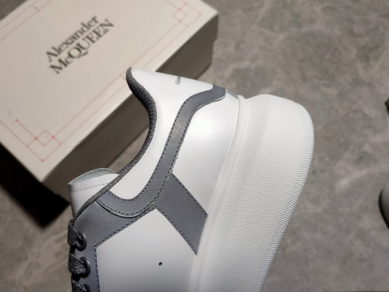 Alexander Mcqueen Sole Leather Sneakers White/White/Grey 3