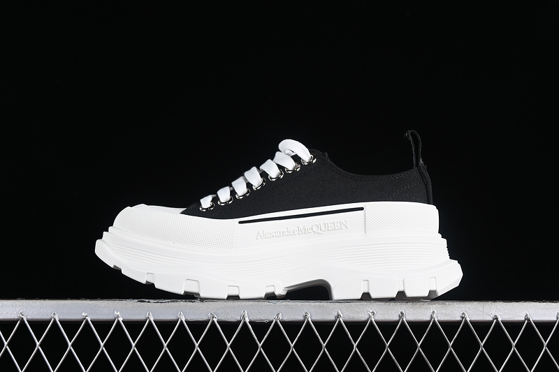 Alexandermcqueen Black/White 21