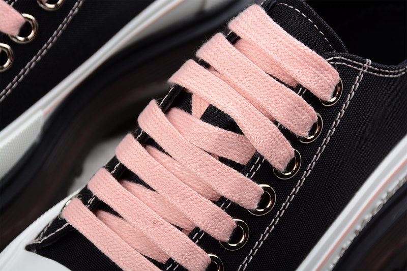 Alexander Mcqueen Sneaker Black/White/Pink 17