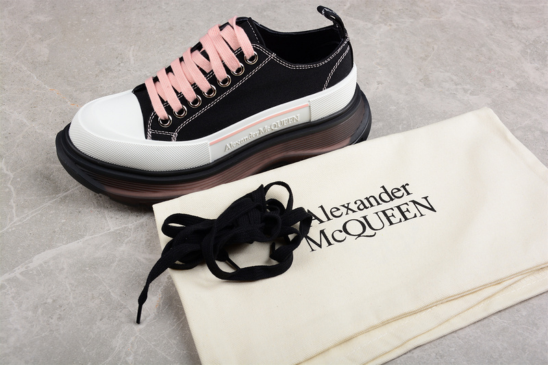 Alexander Mcqueen Sneaker Black/White/Pink 27