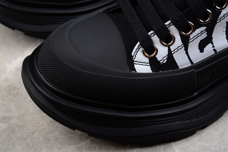 Alexander Mcqueen Sneakers Black/Black/White 15