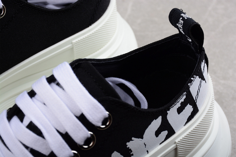 Alexander Mcqueen Sneakers White/White/Black 3