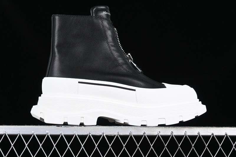 Alexander Mcqueen Tread Slick Black/White 17