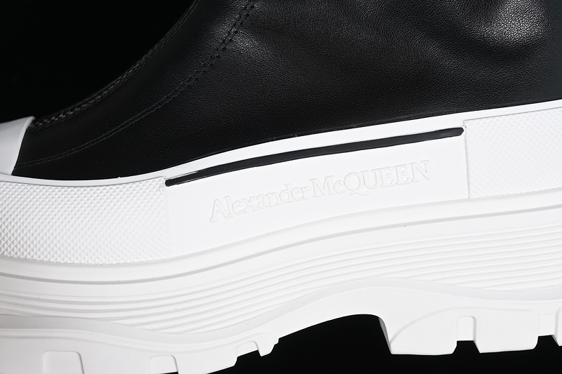 Alexander Mcqueen Tread Slick Black/White 29