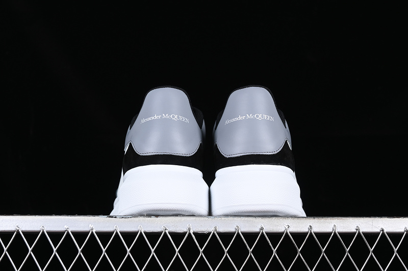 Alexander Mcqueen White/Black/Grey 25