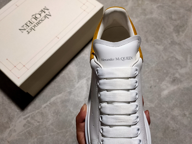 Alexander Mcqueen Sneakers White/White/Ginger 13