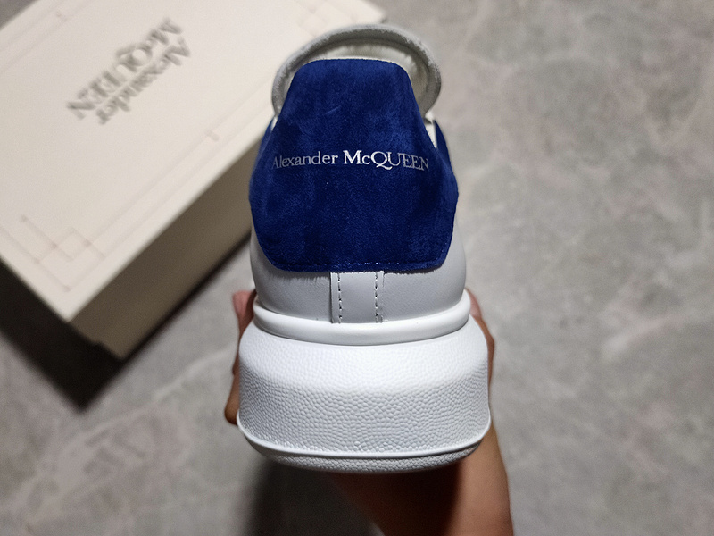 Alexander Mcqueen Sneakers White/White/Navy Blue 3