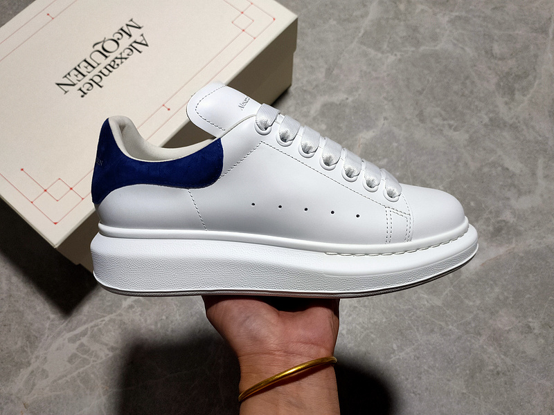 Alexander Mcqueen Sneakers White/White/Navy Blue 17