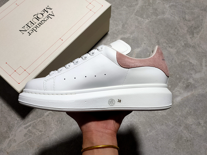 Alexander Mcqueen Sneakers White/White/Nude Pink 15